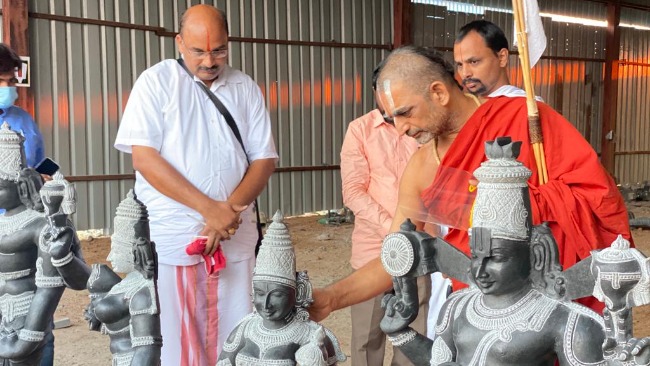 sounds of sculpting HH Chinnajeeyar Swamiji HH jeeyaeswamiji Ahobila swamiji Statueofequality