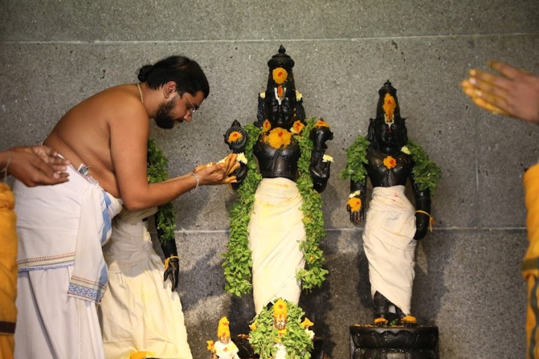 108 divya desams abhishekam HH jeeyaeswamiji Ahobila swamiji Statueofequality